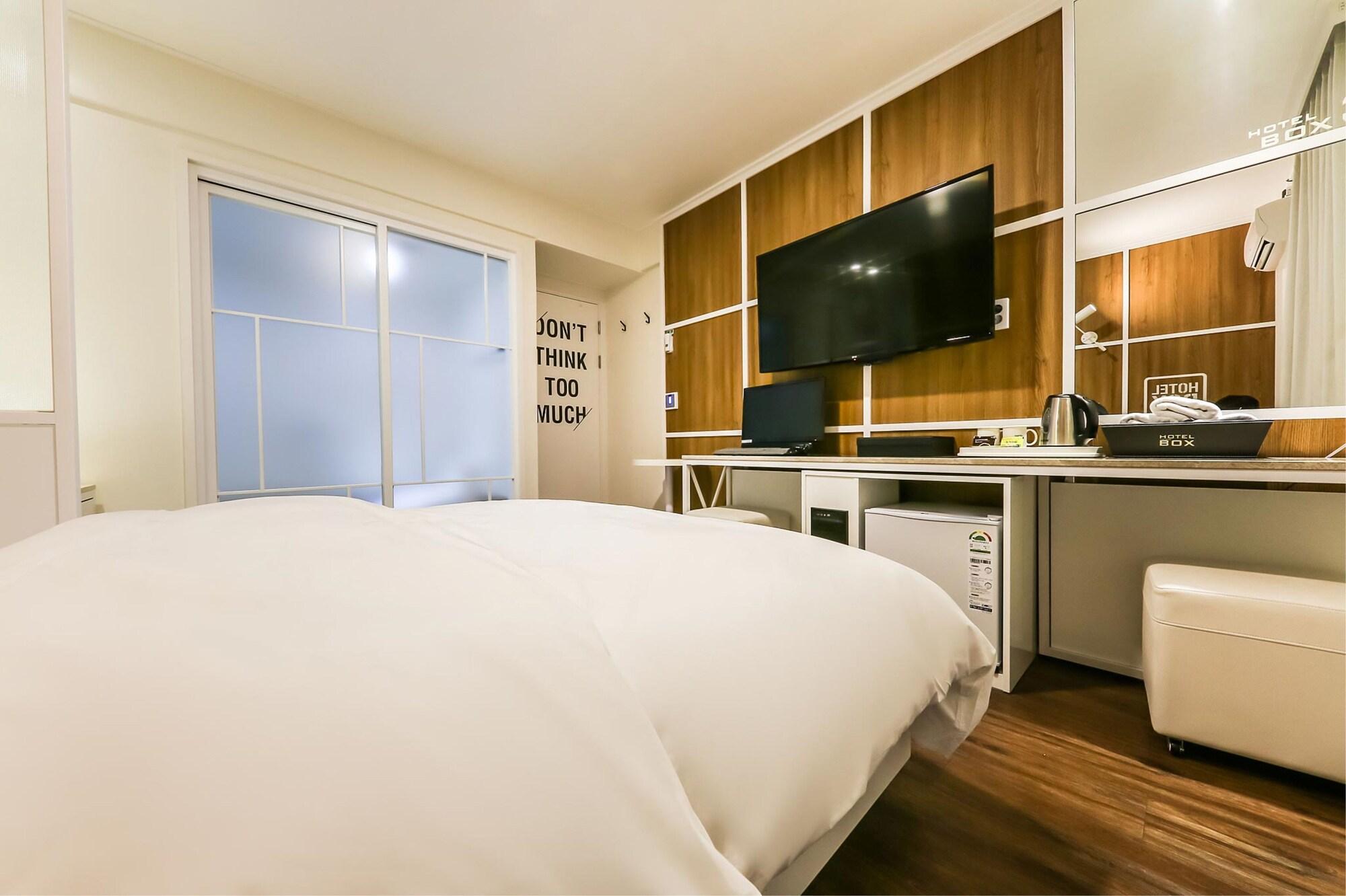 Box Hotel Daejeon Esterno foto