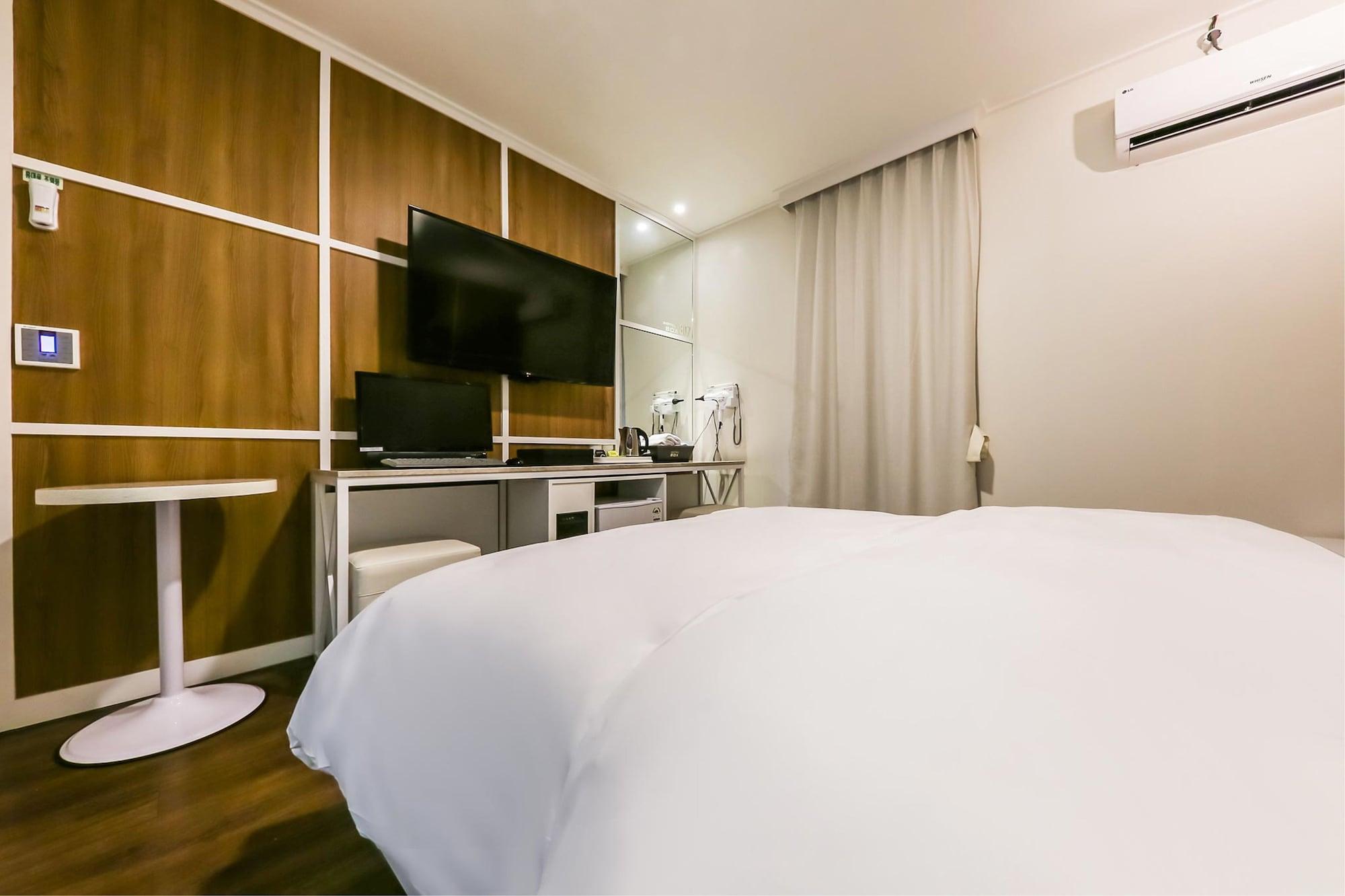 Box Hotel Daejeon Esterno foto