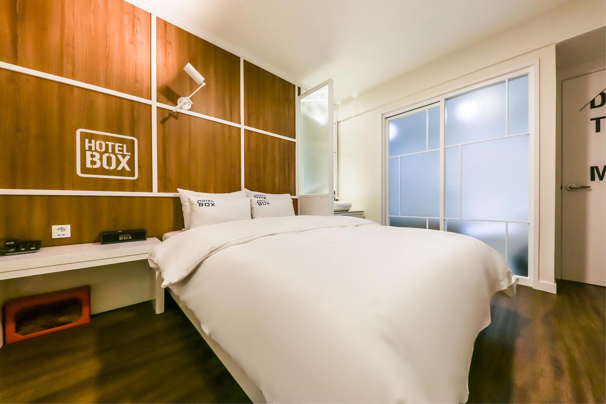 Box Hotel Daejeon Esterno foto