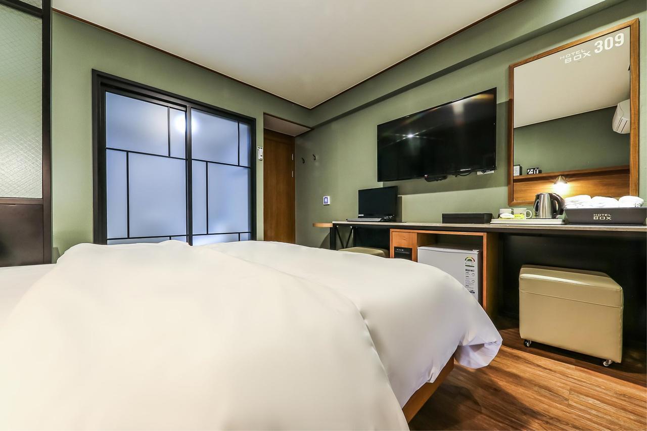 Box Hotel Daejeon Esterno foto